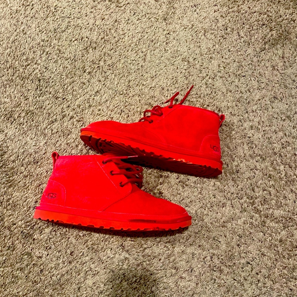Red Ugg Neumel Boots